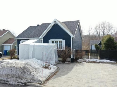 House For Sale In Neufchâtel-Est/Lebourgneuf, Québec (Les Rivières), Quebec