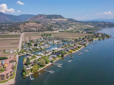 House For Sale In South Boucherie, West Kelowna, British Columbia