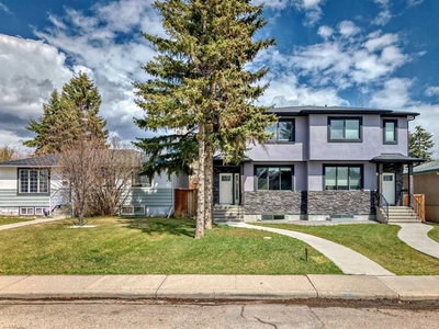 4324 70 Street Northwest, Calgary, Alberta–