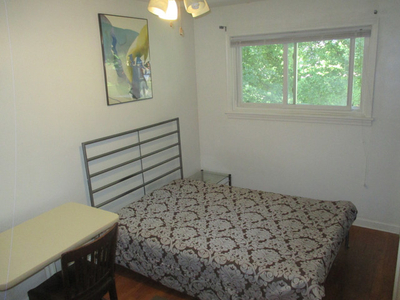Amazign Furnished Room Clean Quiet Single Home Near Algonquin !