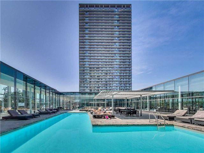 Amazing Unit Steps To Waterfront/Shopping/High Park/Highway/TTC