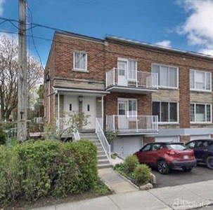 Homes for Sale in Cote des Neiges, Montréal, Quebec $829,000
