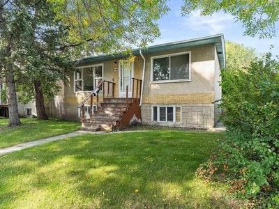 House For Sale In Montrose, Edmonton, Alberta