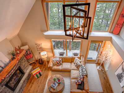 Spring/Summer Monthly Rental - Canmore, 3BR HUGE Loft