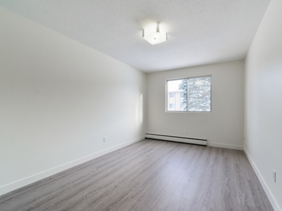 2 Bedroom Apartment Unit Edmonton AB For Rent At 1449