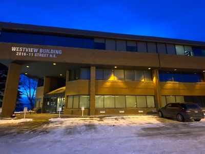 Calgary Office Space For Rent | Vista Heights | 1830 SqFt Beautiful Ground Floor