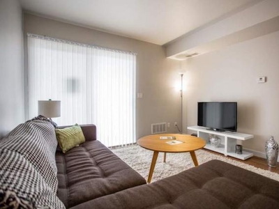 3 Bedroom Apartment Unit Regina SK For Rent At 1749