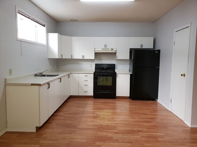 Calgary Basement For Rent | Monterey Park | BRIGHT, CLEAN, SPACIOUS BSMT W