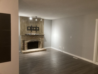 Calgary Duplex For Rent | Temple | Shared accommodations in Temple 1-bedroom