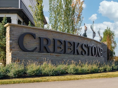 Calgary Pet Friendly Townhouse For Rent | Creekstone | GREAT 4 BEDS 2.5 BATHS