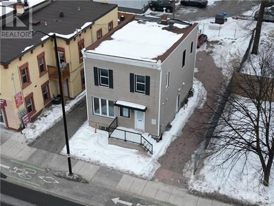 Commercial For Sale In Vanier South, Ottawa, Ontario