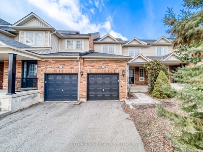 2376 Baintree Cres