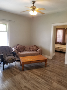 (DOWNTOWN) FURNISHED Private KING-ROOM,of 2-BedroomSuite!