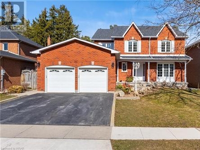 House For Sale In Branchton Park, Cambridge, Ontario