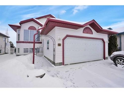 House For Sale In Lonsdale, Red Deer, Alberta