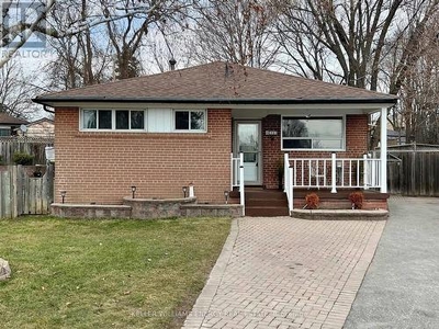 House For Sale In Williamsburg, Whitby, Ontario