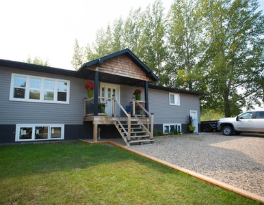 Spacious home for sale in Rosthern