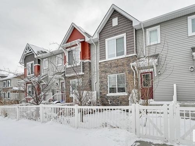 Townhouse For Sale In Clareview Town Centre, Edmonton, Alberta