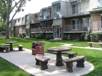 Apartment Calgary AB
