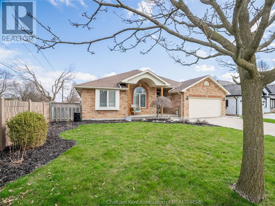 63 Parkview COURT Chatham, Ontario