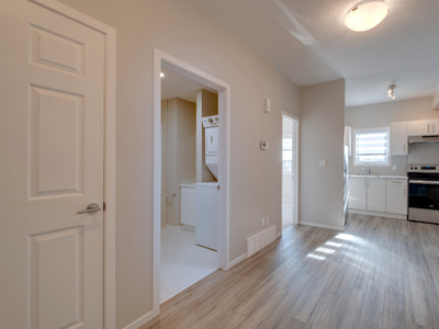 GARAGE SUITE: 6303 66 St, Beaumont, Leduc, Edmonton