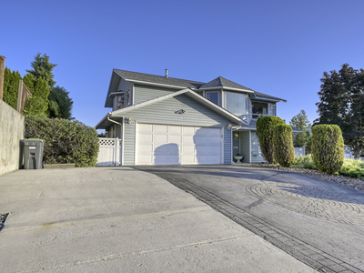 House for sale, 182 Greenwood Drive, Thompson & Okanagan, British Columbia, in Penticton, Canada