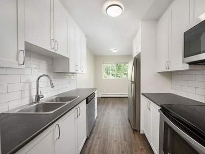 Apartment Unit Kitchener ON For Rent At 1944