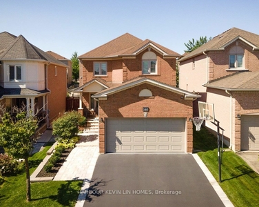 140 Sweet Water Cres Richmond Hill, ON L4S 2B4