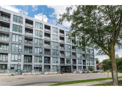 Condo For Sale In Kw Hospital, Kitchener, Ontario