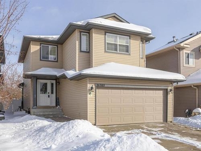 House For Sale In Canossa, Edmonton, Alberta