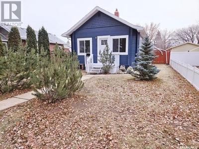 House For Sale In Exhibition, Saskatoon, Saskatchewan