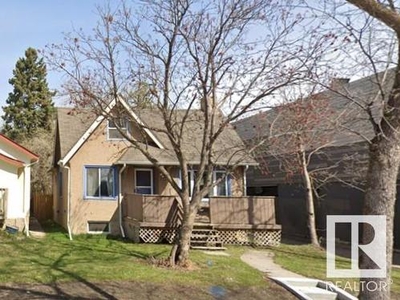 House For Sale In Garneau, Edmonton, Alberta
