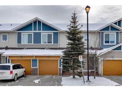 Townhouse For Sale In Sage Hill, Calgary, Alberta