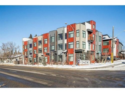 Townhouse For Sale In Winston Heights/Mountview, Calgary, Alberta