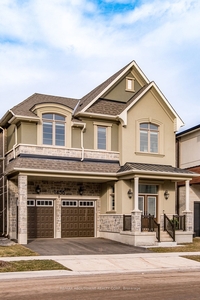1456 Ford Strathy Cres