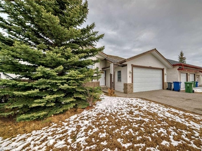 4 West Hall Place, Cochrane, Residential