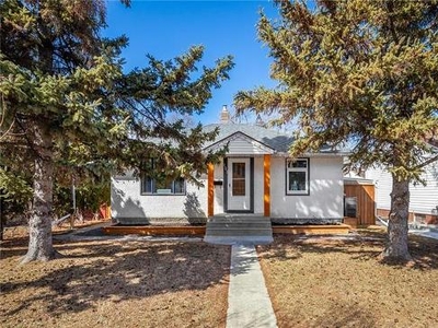 House For Sale In Glenwood, Winnipeg, Manitoba