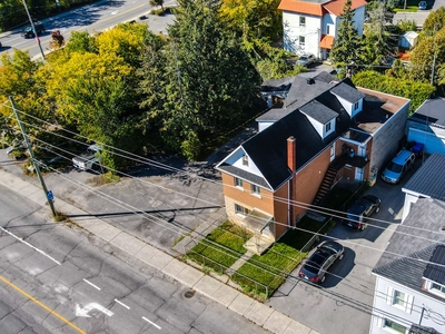 Multi-Family in Gatineau (Hull), Quebec