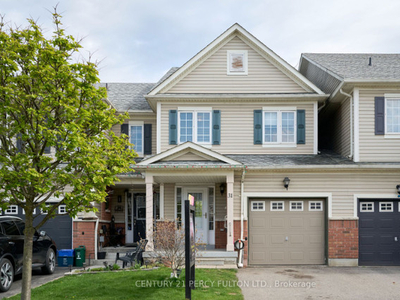 3 BR | 3 BATH (GARAGE) FREEHOLD TOWNHOUSE IN WHITBY