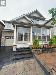 38 AINLEY RD Ajax, Ontario