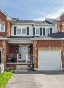 Edward Ave 3Br Townhouse in Oshawa! No Fees, Move-in Ready!