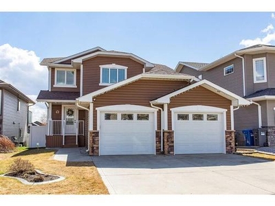 House For Sale In Lonsdale, Red Deer, Alberta