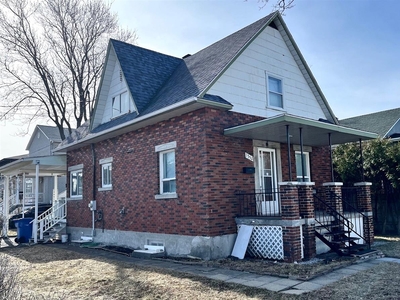 Two or more storey 1352 Rue Beauchamp, Longueuil (Le Vieux-Longueuil)