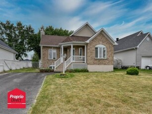 Bungalow for sale (Montérégie)