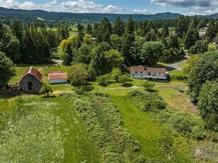 Commercial For Sale In Nanaimo, British Columbia