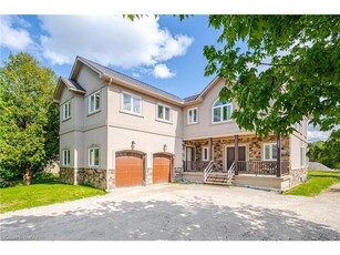 House For Sale In Barrie, Ontario