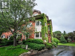 House For Sale In Bronte, Oakville, Ontario
