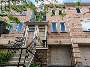 Townhouse For Sale In Thorncliffe Park, Toronto, Ontario