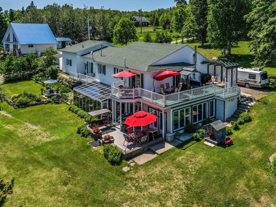House for sale, 460Z Ch. Claire, Lanaudiere, Quebec, in Saint-Michel-des-Saints, Canada