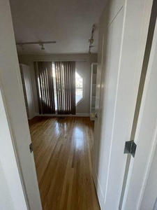 7 Bedroom Detached House Edmonton AB For Rent At 10000